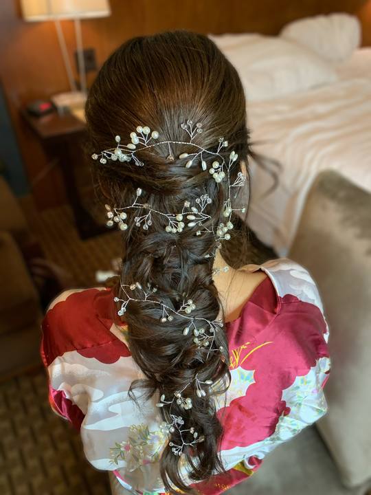 Braided bridal hair with pearls