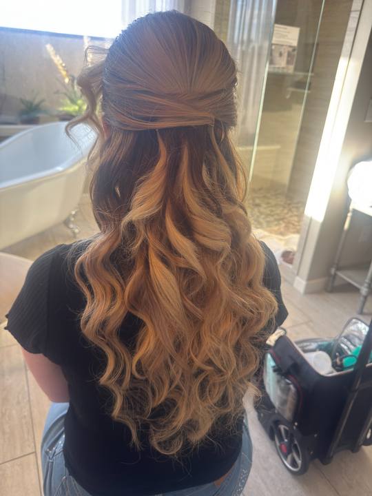 Half-up bridal curls