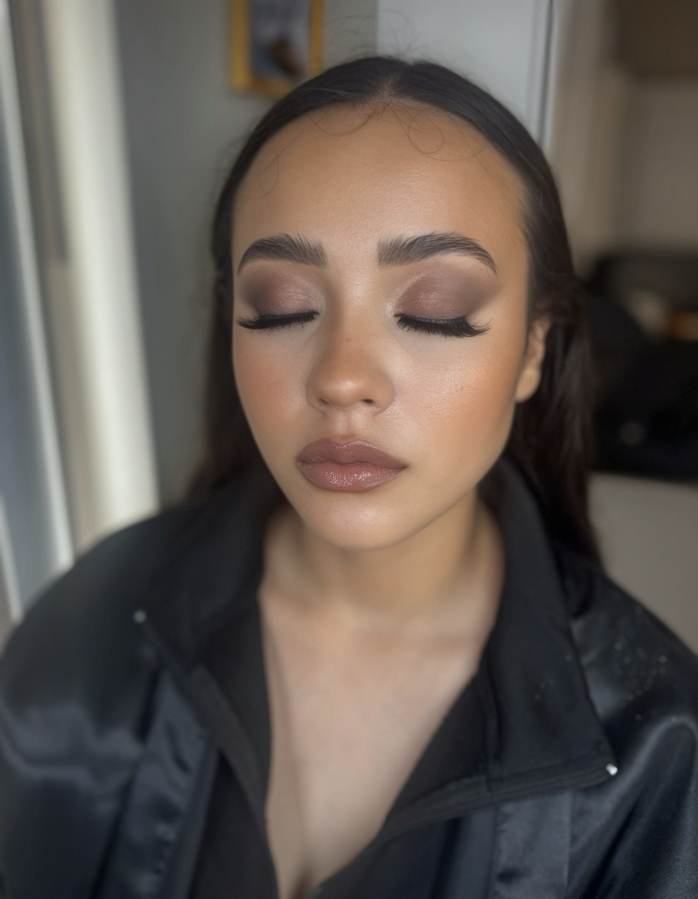 Everyday client, glam close-up